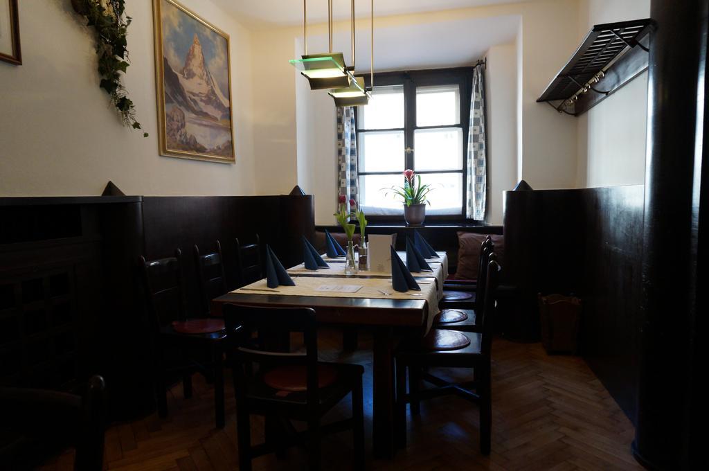 Hotel Happ Инсбрук Екстериор снимка