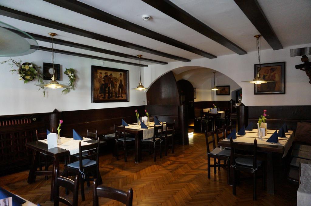 Hotel Happ Инсбрук Екстериор снимка