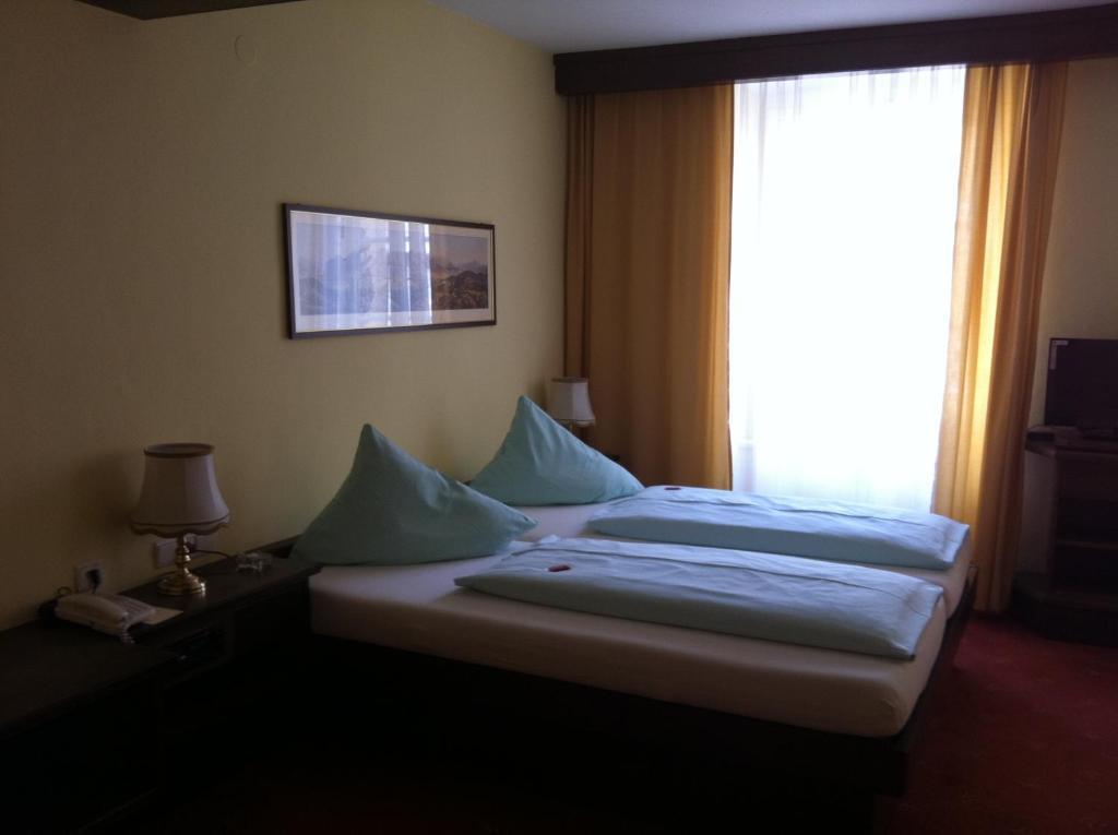 Hotel Happ Инсбрук Стая снимка